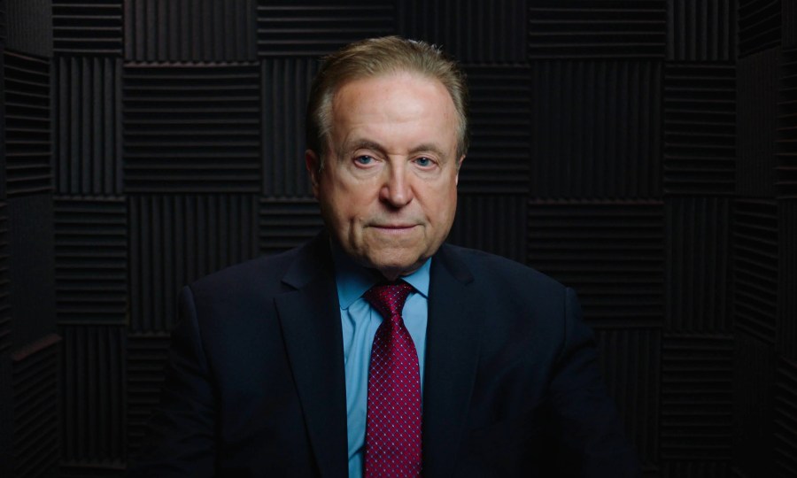 Image: Dr Robert Lahita