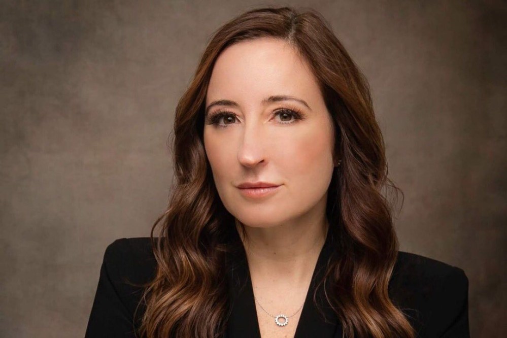 Alexandra Carter, U.N. negotiator and bestselling author of "Ask for More," breaks down how women can turn their professional lives around, starting with the way they talk to themselves.