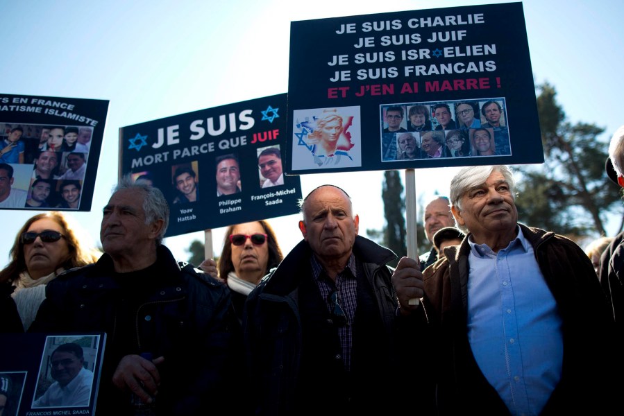 Image: Jews killed in Paris buried in Jerusalem