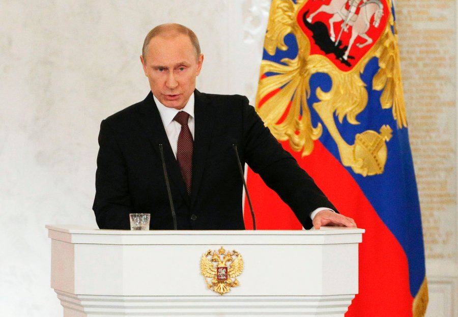 Image: Russian President Putin addresses the Federal Assembly at the Kremlin in Moscow