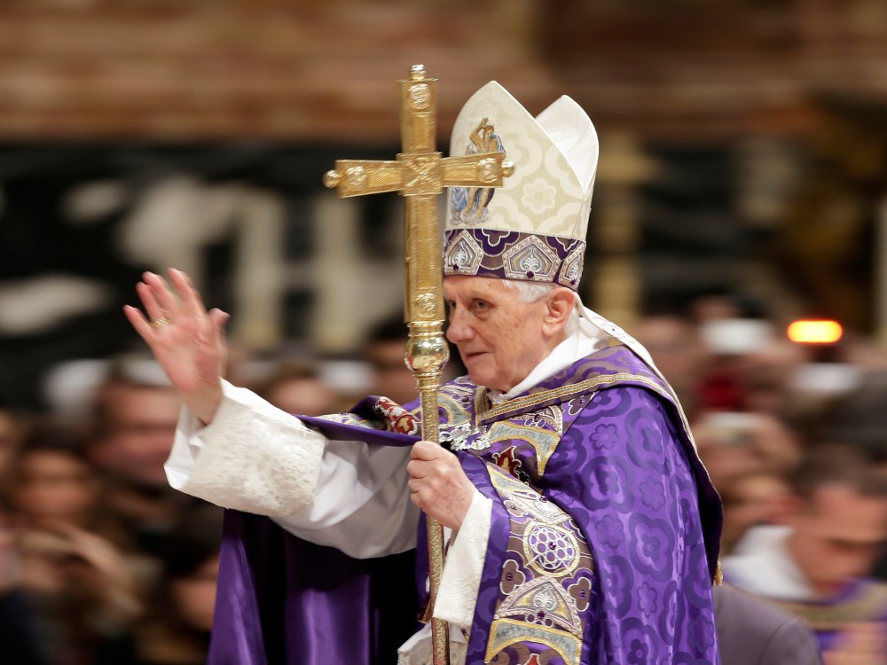 Pope Benedict XVI arrives to lead a Vespers mass in Saint Peter's Basilica at the Vatican December 1, 2012. (Photo: Reuters/Max Rossi).