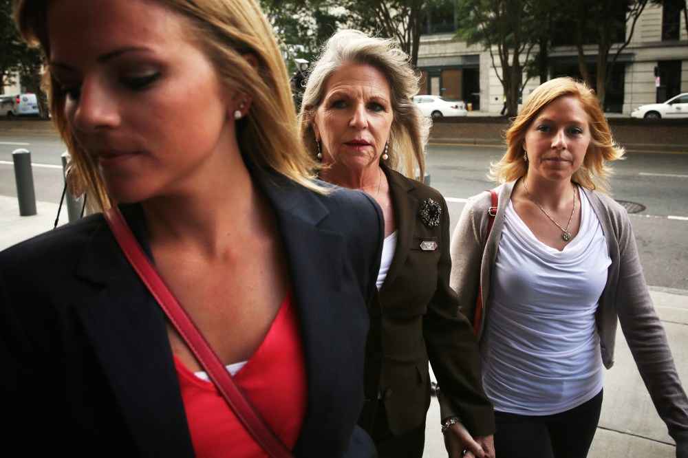 Maureen McDonnell (2nd L) returns to U.S. District Court with daughters Rachel (L) and Cailin Young (R) on Sept. 4, 2014, in Richmond, Va. (Photo by Alex Wong/Getty)