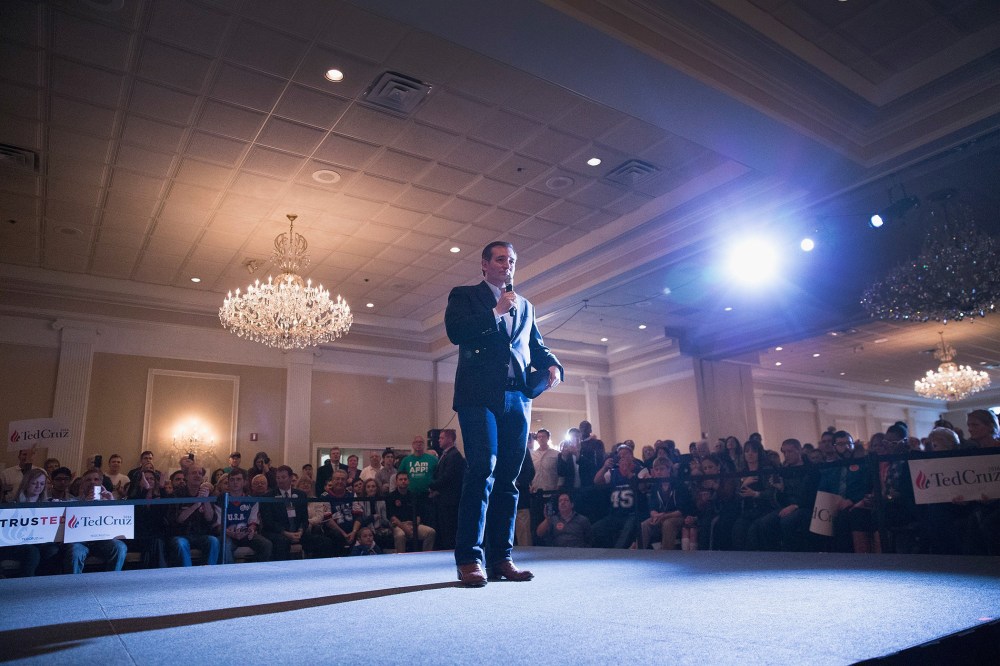 Republican presidential candidate Sen. Ted Cruz (R-TX) speaks at a campaign rally at Abbington Banquets on March 14, 2016 in Glen Ellyn, Ill. (Photo by Scott Olson/Getty)