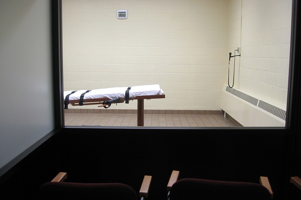 This Nov. 30, 2009 photo shows the witness room facing the execution chamber at the Southern Ohio Correctional Facility in Lucasville, Ohio. (Photo by Caroline Groussain/AFP/Getty)