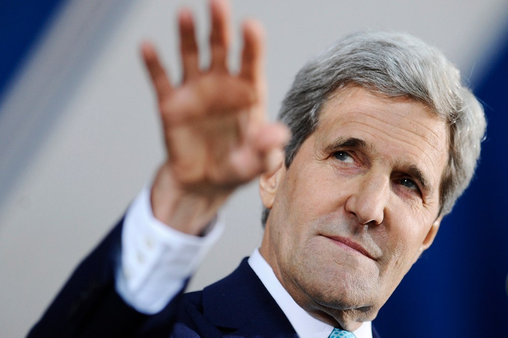 Secretary of State John Kerry delivers the Class Day address at Yale University, May 18, 2014, in New Haven, Conn.