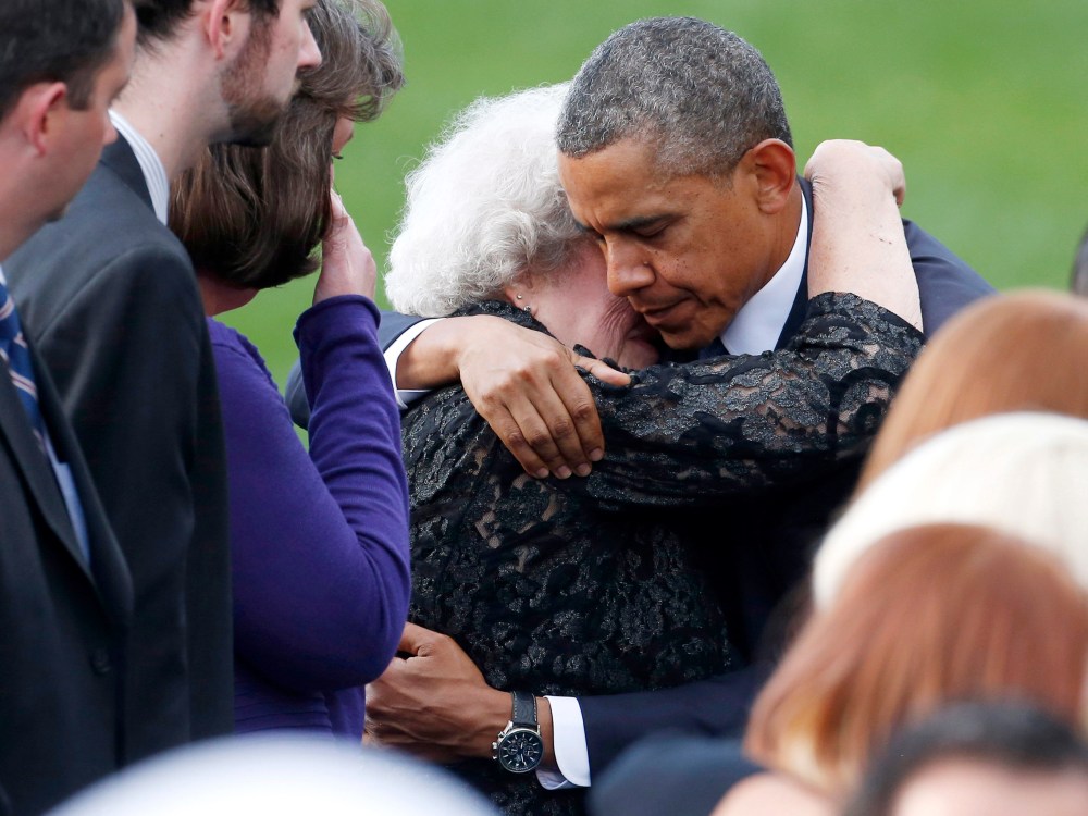 Barack Obama Comforts Family- Navy Yard- 09/22/13