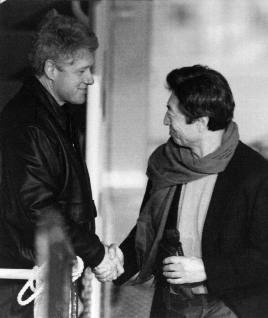 Bill Clinton, Morihiro Hosokawa,