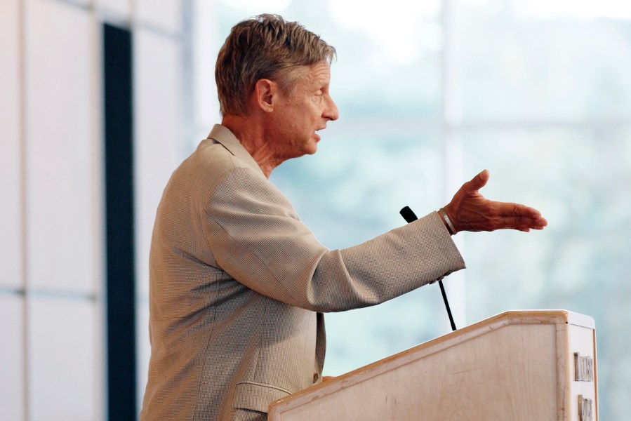 Gary Johnson, the Libertarian Party candidate for president, addresses an audience of students and the public at Macalester College, Sept. 21, 2012 in St. Paul, Minn. (Photo by Jim Mone/AP)