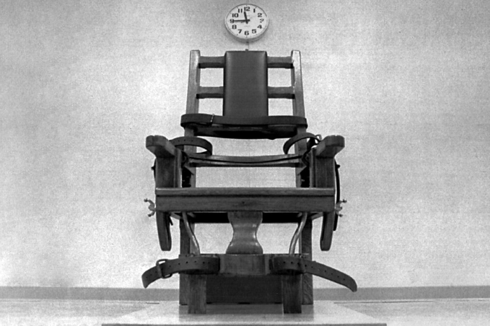The Virginia electric chair is shown in this 1991 file photo taken in Greensville, Va. (Photo by Bruce Parker/Richmond Times-Dispatch/AP)