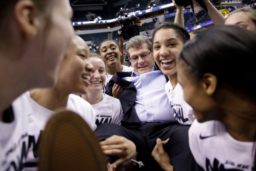 Image: Geno Auriemma