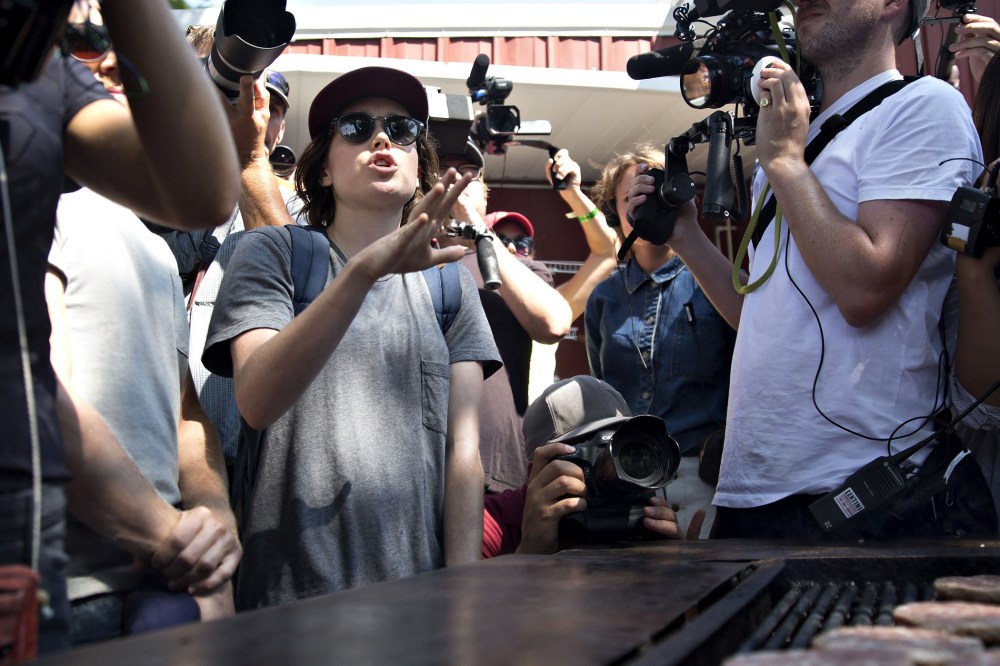 Actress Ellen Page questions Senator Ted Cruz, a Republican from Texas and 2016 presidential candidate, not pictured, on gay-rights issues during the Iowa State Fair in Des Moines, Iowa on Aug. 21, 2015. (Photo by Daniel Acker/Bloomberg/Getty)