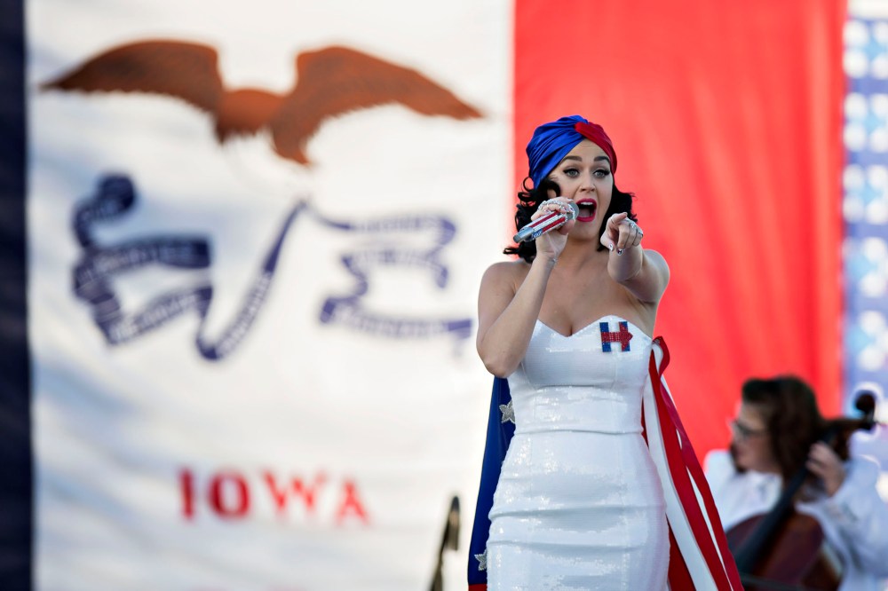 Singer Katy Perry performs during a rally for Hillary Clinton ahead of the Jefferson-Jackson Dinner in Des Moines, Ia., Oct. 24, 2015. (Photo by Daniel Acker/Bloomberg/Getty)