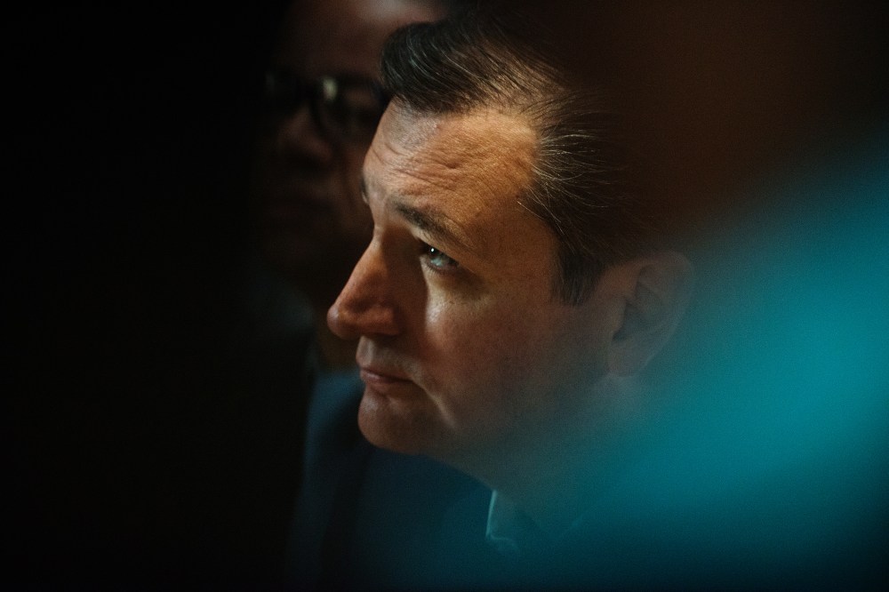 Republican presidential candidate Ted Cruz listens at the restaurant Sabrosura 2 on April 6, 2016 in the Bronx borough of New York City. (Photo by Bryan Thomas/Getty)