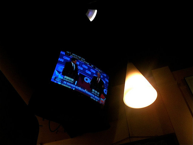 Where's the Newt-mentum? Twenty-five people show up for Gingrich speech