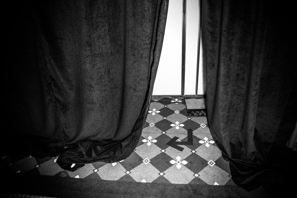 Backstage directions at the presidential rally for Sen. Marco Rubio, Columbia S.C., Feb. 19, 2016. (Photo by Mark Peterson/Redux for MSNBC)