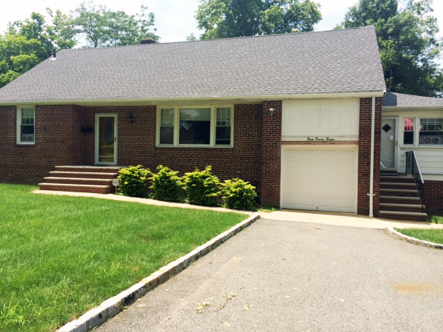 Governor Chris Christie's childhood home in Livingston, N.J.