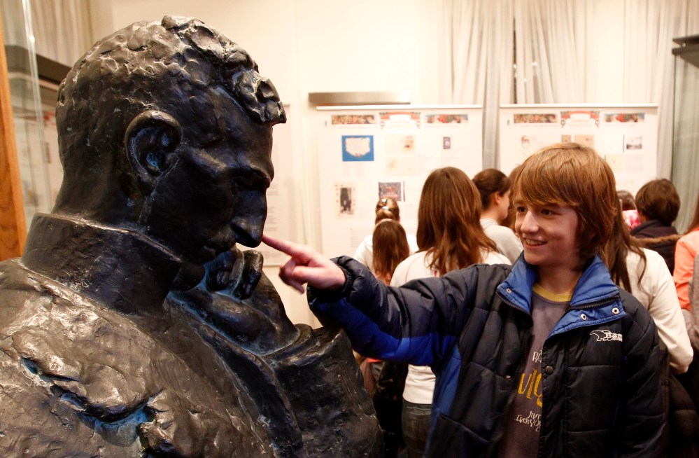 To match Insight POWER/ACDC