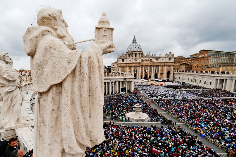 A general view shows St. Peter's Square during the canonisation ceremony of Popes John XXIII and John Paul II at the Vatican April 27, 2014.