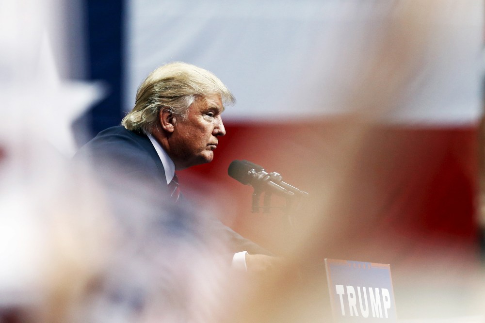 Republican presidential candidate Donald Trump speaks at a rally in Dallas, Texas, Sept. 14, 2015. (Photo by Mike Stone/Reuters)
