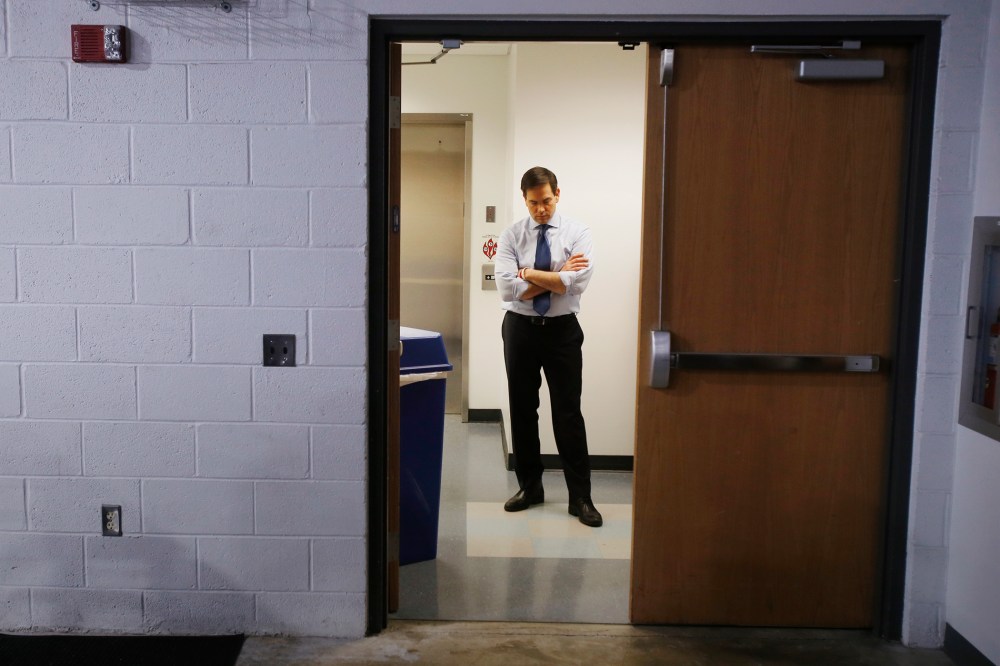 Republican presidential candidate Marco Rubio has a moment to himself before being introduced at a campaign event at Palm Beach Atlantic University in West Palm Beach, Fla., March 14, 2016. (Photo by Carlo Allegri/Reuters)