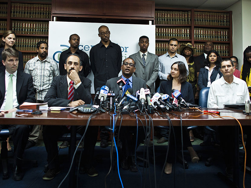 Vince Warren, Executive Director of the Center for Constitutional Rights, speaks to the media about the "stop and frisk" court decision during a news conference in New York, August 12, 2013. (Photo by Eduardo Munoz/Reuters)