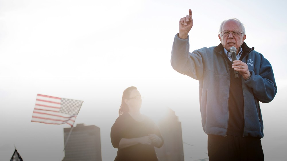 Democratic presidential candidate Senator Bernie Sanders speaks at a campaign rally ahead of a march across the Iowa Women of Achievement Bridge in downtown Des Moines, Iowa, Oct. 24, 2015. (Photo by Mark Kauzlarich/Reuters)