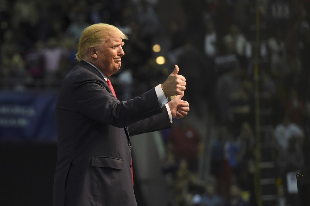 U.S. Republican presidential candidate Donald Trump addresses supporters during a campaign rally at the Pensacola Bay Center in Pensacola, Fl., Jan. 13, 2016. (Photo by Michael Spooneybarger/Reuters)