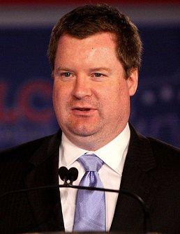 Erickson takes aim at 'a lazy beta-male MSNBC producer'