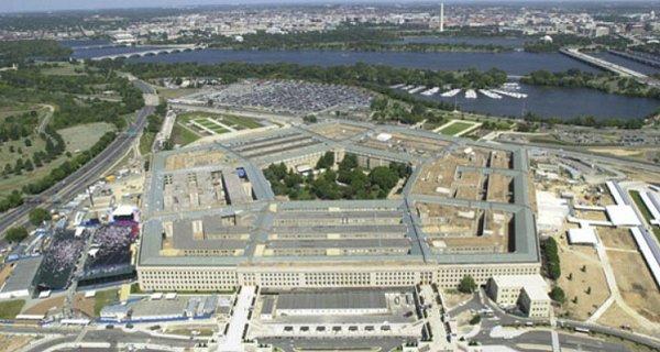 Pentagon expands benefits for same-sex military couples