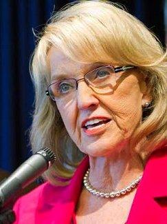 Appeals court strikes down Arizona abortion restrictions