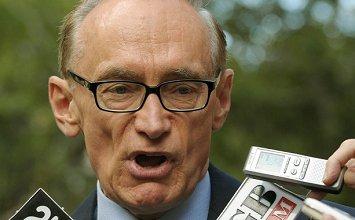 Australian Foreign Minister Bob Carr