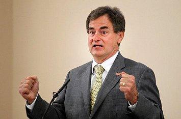 Mourdock shares his philosophy on health care