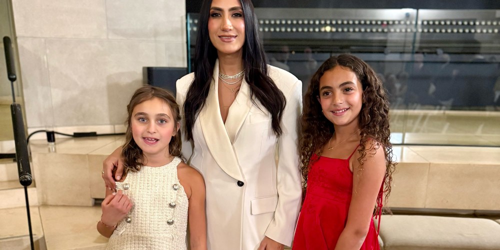 Mandana Dayani poses with her daughters after being sworn in as a trustee to the U.S. Holocaust Memorial Council on Dec. 8.