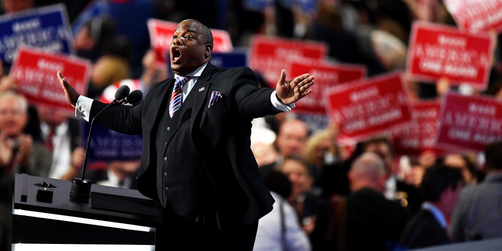 Pastor Mark Burns gestures as he delivers a speech at the Republican National Convention in Cleveland, O.H., on July 21, 2016.