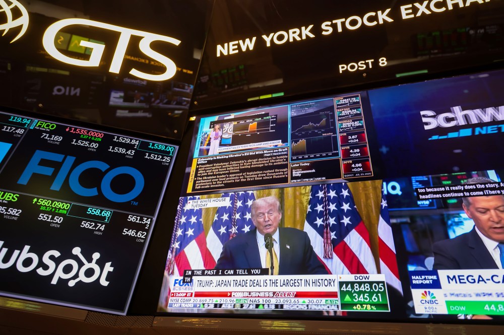 A television broadcasts President Donald Trump’s tariff news on the floor of the New York Stock Exchange.